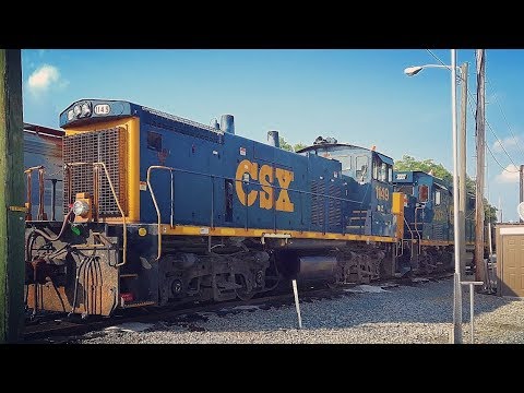 CSXT Y105 Light Engines EMD MP15DC #1149 Cab Forward Killer Popping & K5LA horn taps