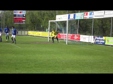 Tricht A1 scoort de 2-3 in blessuretijd tegen CWO A1 (nacompetitie 9 mei 2013)