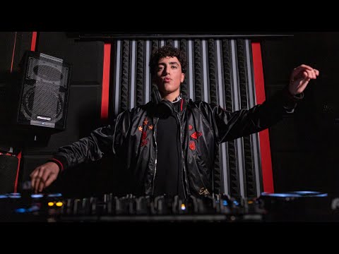 Universal House Mix | DJ Waleed