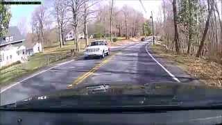 preview picture of video 'Distracted driver almost hits us in Jeep'