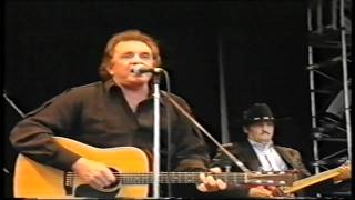 Johnny Cash (Glastonbury 1994) [02]. Sunday Morning Coming Down