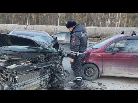 71-летний водитель погиб в массовой аварии. Real Video