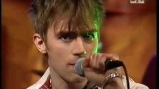 Blur live (performing &quot;Parklife&quot; on Ray Cokes) Part 1 of 2