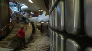 preview picture of video 'St Louis' City Museum - The Mad Traveler'