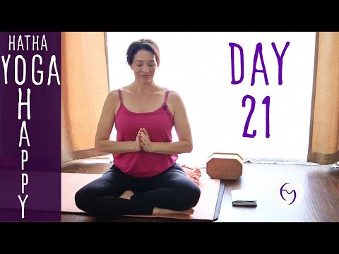 30 Minute Hatha Yoga Happiness: Relax and Dance! Day 21 | Fightmaster Yoga Videos thumbnail
