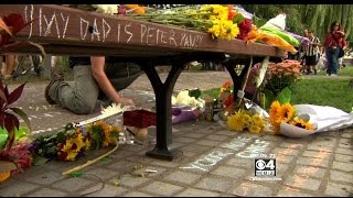 Boston Man Who Started Robin Williams Memorial Returns To "Surreal" Scene