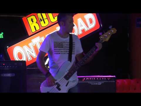 Asylum Crackers - Hey, fratello