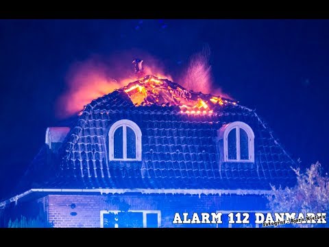 31.08.2019 Voldsom brand efter lynnedslag