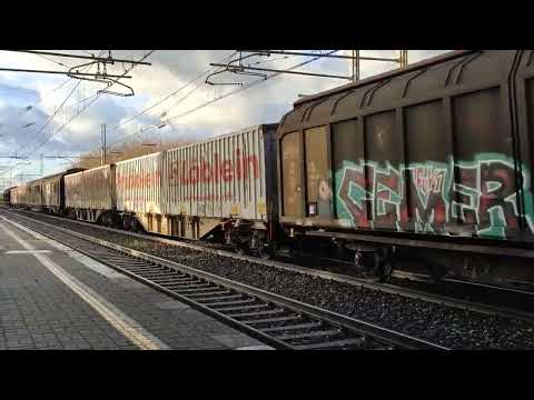 e494 552 railpool locoitalia con le h in transito a castagneto Carducci