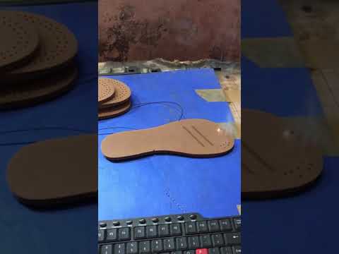 Cnc machine non matel laser cutting on carpets flower, in de...