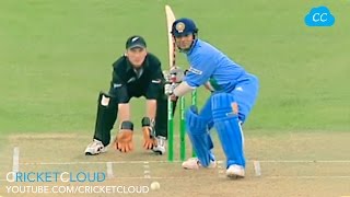 Sachin Tendulkar on Beast Mode !! Most Aggressive Batting VS NZ !!