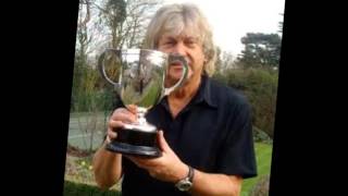 Simply Magic - John Lodge (10 000 Light Years Ago)