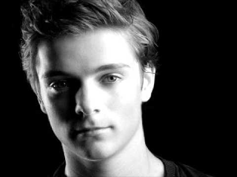 Martin Garrix Vs Hardwell Vs Reflekt - Backlash Need To Feel Arcadia Love (Don Argento Mashup) DL