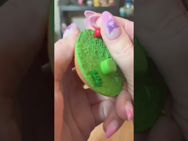 Vídeo relacionado con Pokémon Center: Bufanda de punto Psyduck Holiday (talla única), Multi colorido, Uno talla Solamente