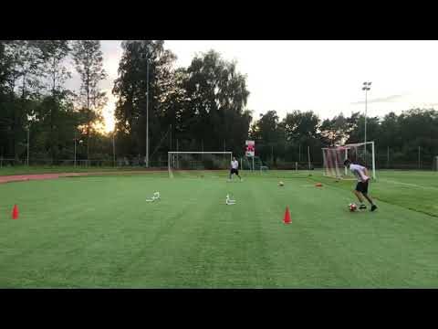 Individual Training with Young Football Player/Individuelles Training mit Jungen Fußballspielern/27