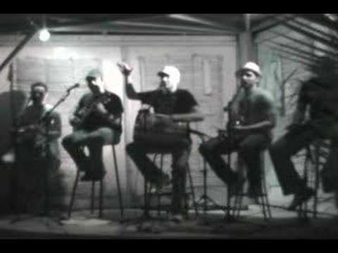 grupo atração tocando vício ( belo) no gueto scoth bar