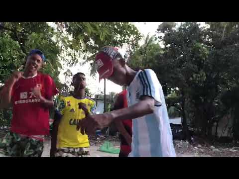 MC evinho e MC Ph feat MC GW -Balançando Bunda- (Ozz maloka Da Bv)