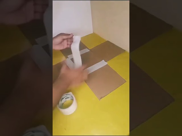 Vídeo relacionado con Leitz - Caja archivadora, cierre con botón, en cartón plastificado, azul metalizado, 24 x 35 x 10 cm