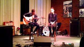 Download lagu PVRIS - White Noise Acoustic (Live at TCNJ) mp3 Download lagu PVRIS - White Noise Acoustic (Live at TCNJ) mp3