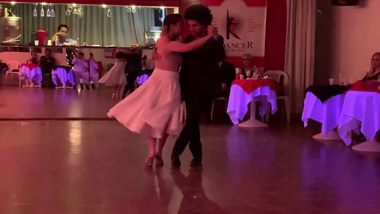 Vinicius Souza y Gaby Mataloni en la 2da Trasnochando Milonga, São Paulo 2/3