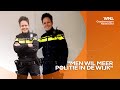Wijkagente zet kartonnen versie van zichzelf in: 'Men wil meer politie in de wijk, bij deze ? '