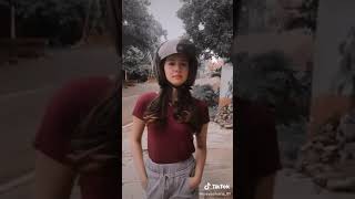 Download lagu Rosyasilvana_11 tiktok hareudang mp3