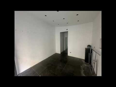 Locale commerciale in Affitto a Napoli (NA)