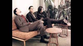 Don&#39;t walk away (radio version).wmv