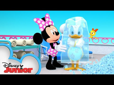 Chill Out! | Minnie's Bow-Toons  🎀 | @disneyjr