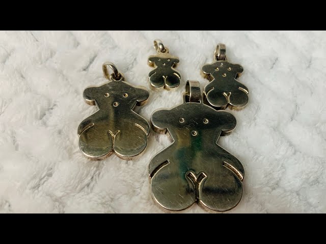 Vídeo relacionado con TOUS Pendientes de Plata de Primera Ley para Mujer con Motivo de Oso y Corazón de 13 mm, Colección Sweet Dolls