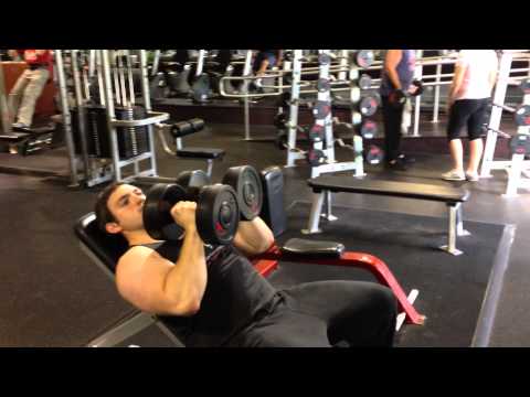 Build Inner Chest-Close Dumbbell Hammer Press