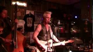 Dale Watson and The Lone Stars - Carryin' On This Way