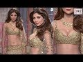 Shilpa Shetty Cleavage Show Shilpa Shetty Dot Entertainment