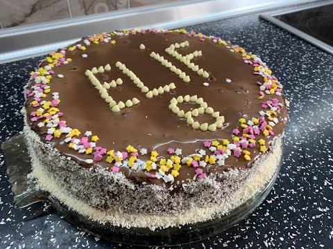 Video thumbnail: Tortë për Djem - Receta dhe Ide Ditëlindjeje në Shtëpi