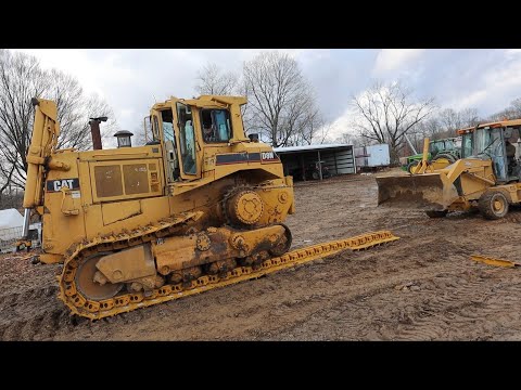 Finishing Repairs on our Cat D8 bulldozer