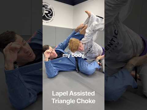 Nifty triangle choke entry from closed guard; use the lapels!! #jiujitsu #trianglechoke