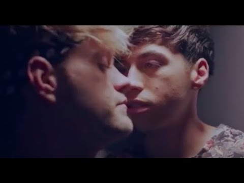 The Grass is Always Grindr Season 2 - Episode 2