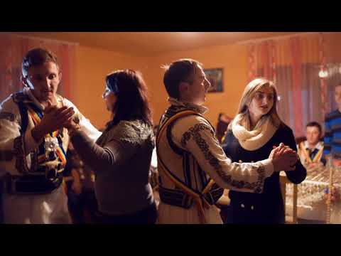 [10] Calusarii din Tarsa - atmosfera si joc la gazda in casa (27 decembrie 2017)