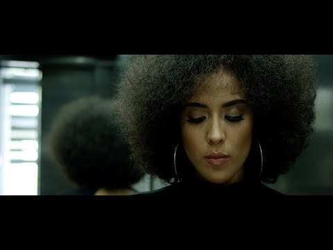 download lagu mp3 mp4 Barbarela, download lagu Barbarela gratis, unduh video klip Barbarela