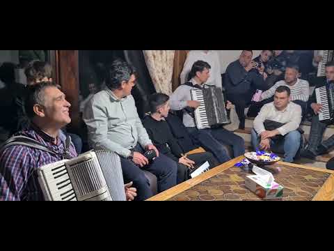 Ilie Puha și prietenii ~ Cu suflet mă grăbesc...