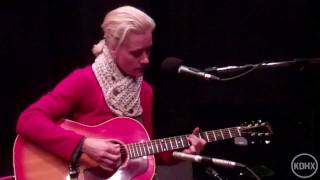 ‪Shelby Lynne &quot;Lead Me Love&quot; Live at KDHX 1/12/12‬