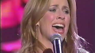 Sheryl Crow Red Carpet + First Cut is the Deepest  [Live American Music Awards 16 nov 2003]