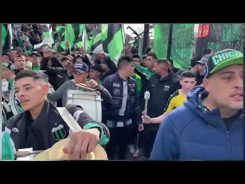 "Nueva Chicago- Moron.     “Como te va Moron , Como te va “ Primera B Nacional -Futbol Argentino 2022" Barra: Los Pibes de Chicago • Club: Nueva Chicago • País: Argentina