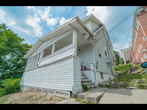 4 Bedroom/ 2 Bathroom House - Downtown - Available 06/02/2027 property video