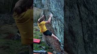 Video thumbnail of Shiba Inu Sit, 8c. Göschenen