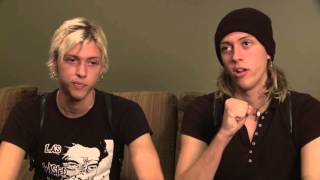 The Garden - &quot;Devour&quot; (Commentary)