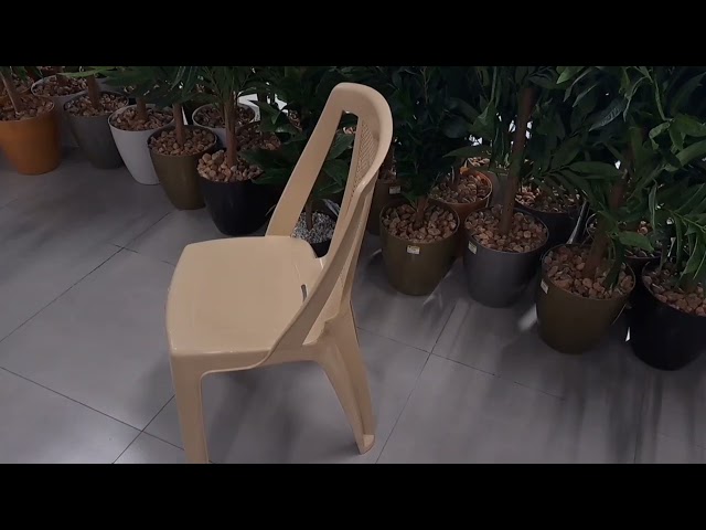 كرسي بلاستيك لون بيج