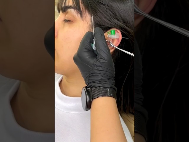 Vídeo relacionado con YADOCA Piercing Helix Titanio Piercing Labio Piercings Oreja Conch Tragus