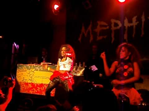 DHQ 2011 Contest Jamrock JAYANE & KAYLISS - BLAZIN (from Paris)