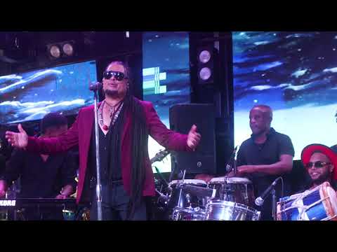 Kiko El presidente "Popurri Navideño" En vivo EP